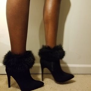 Black bootie with faux fur trim
